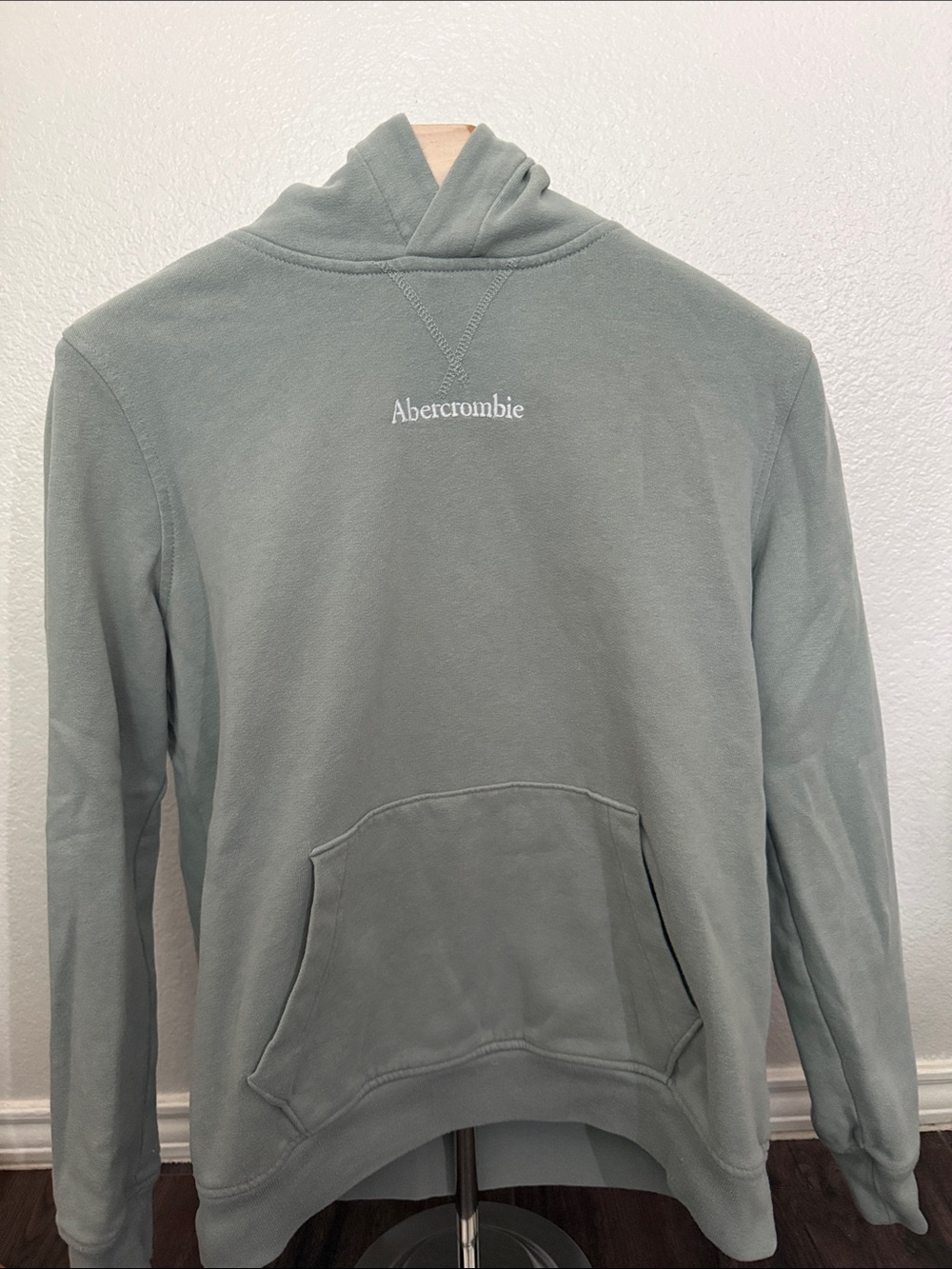 Abercrombie & Fitch Light Sage Green Pullover Hoodie